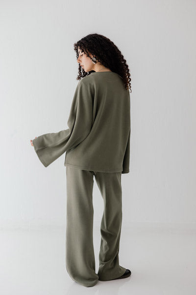 The Flow Form Pants Olive