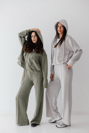 The Flow Form Pants Olive