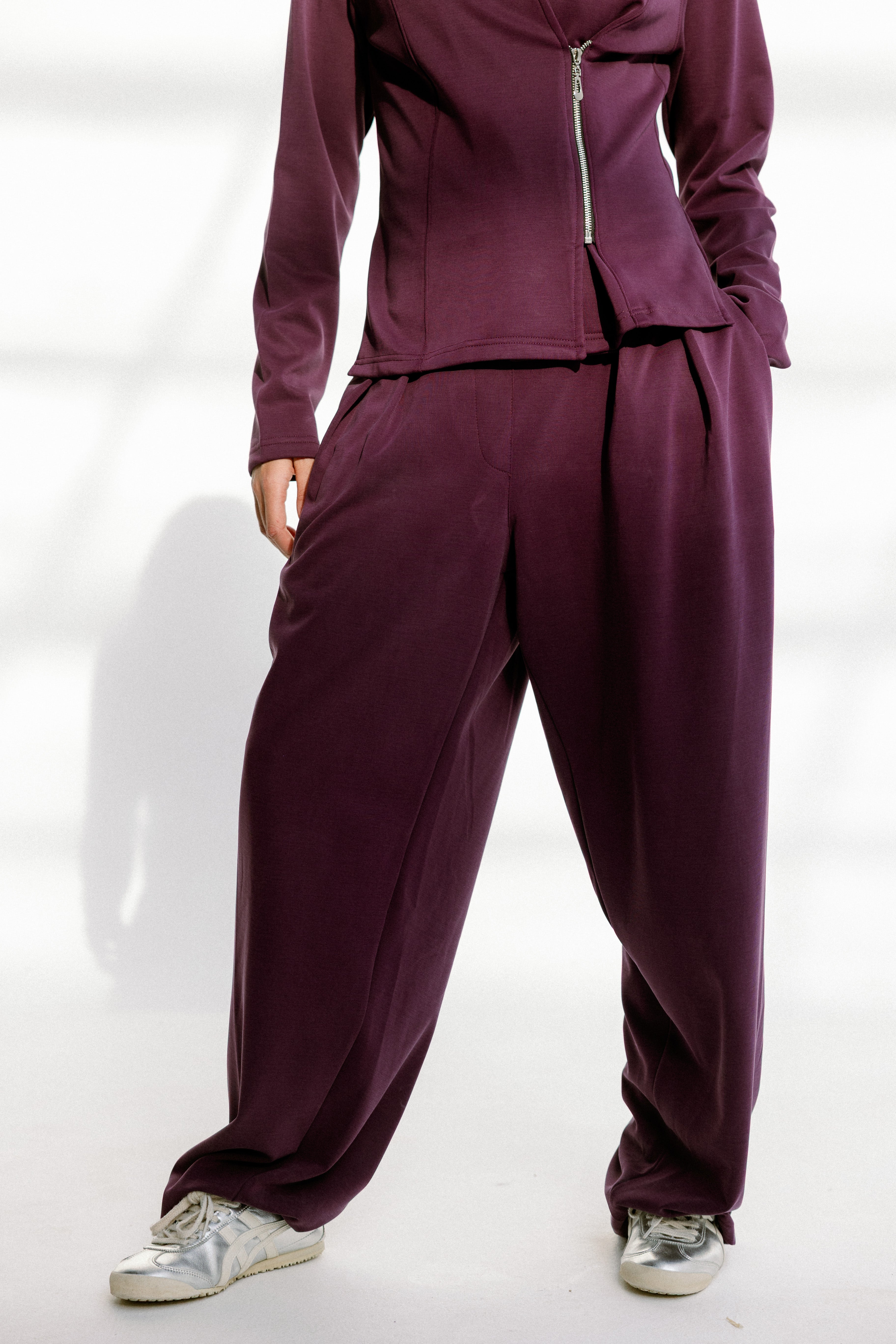 The sideline pants Purple