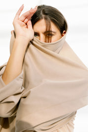 The drape top Beige