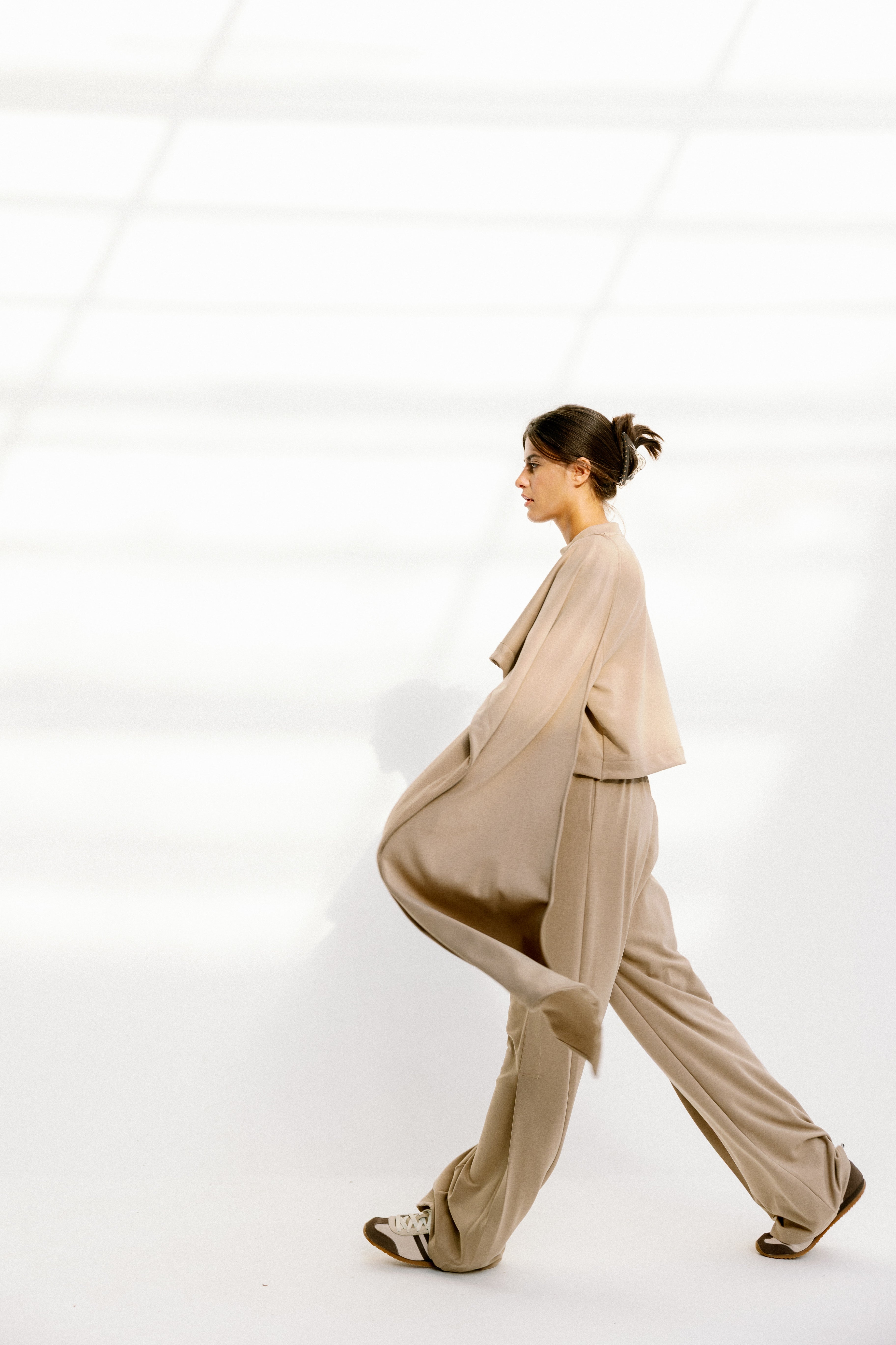 The drape top Beige