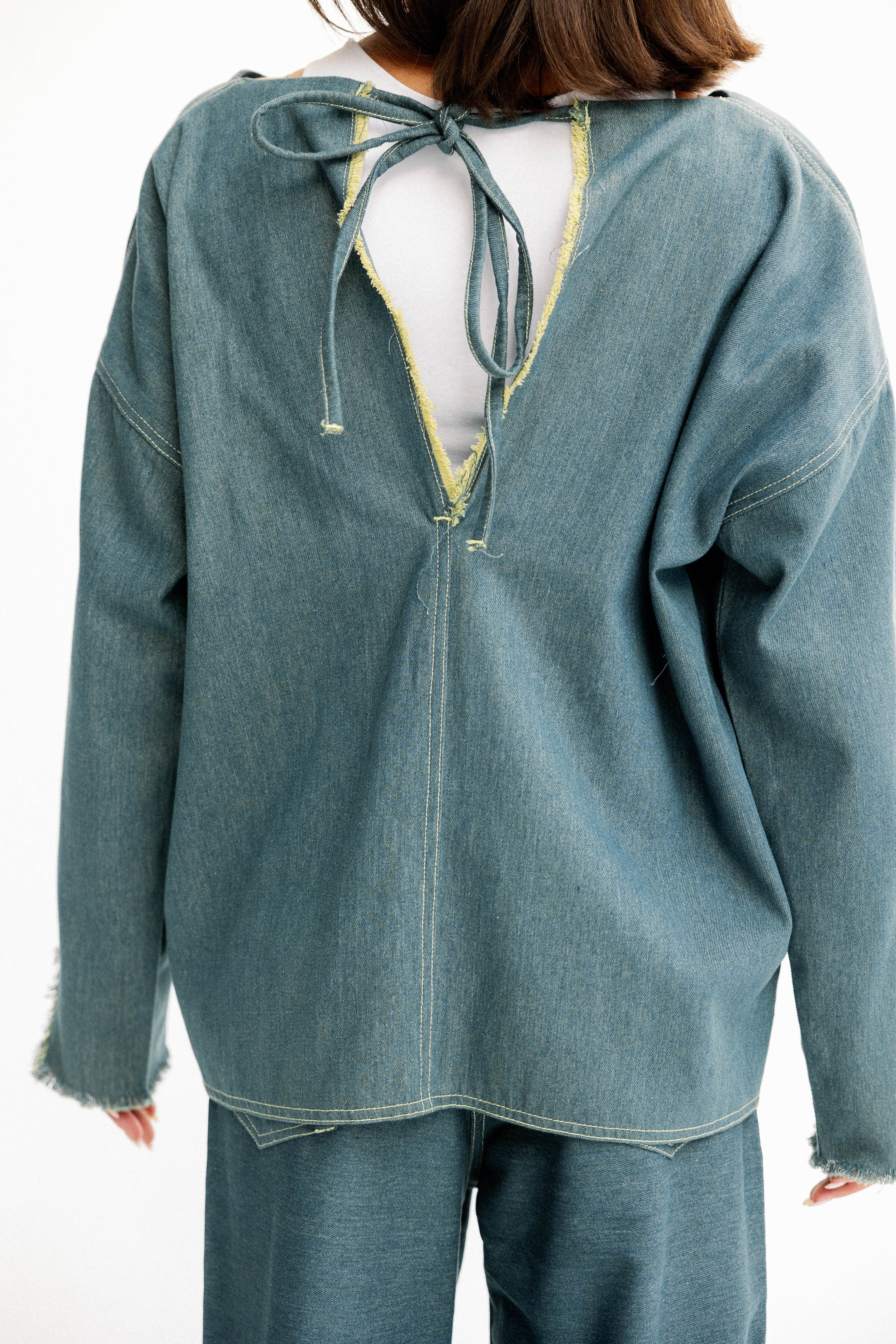 A breezy, lightweight jacket