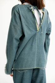 A breezy, lightweight jacket