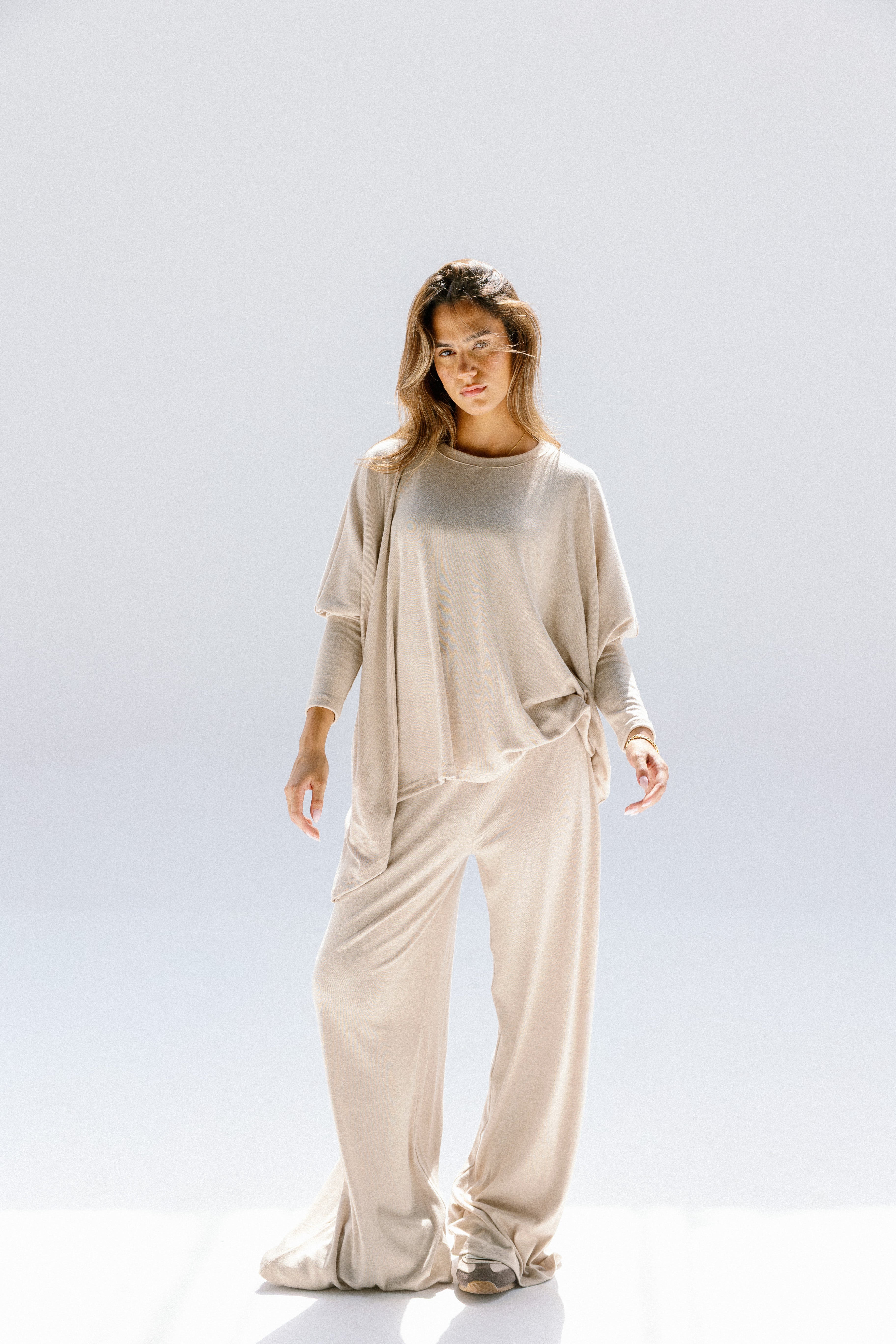 The willow top  Beige