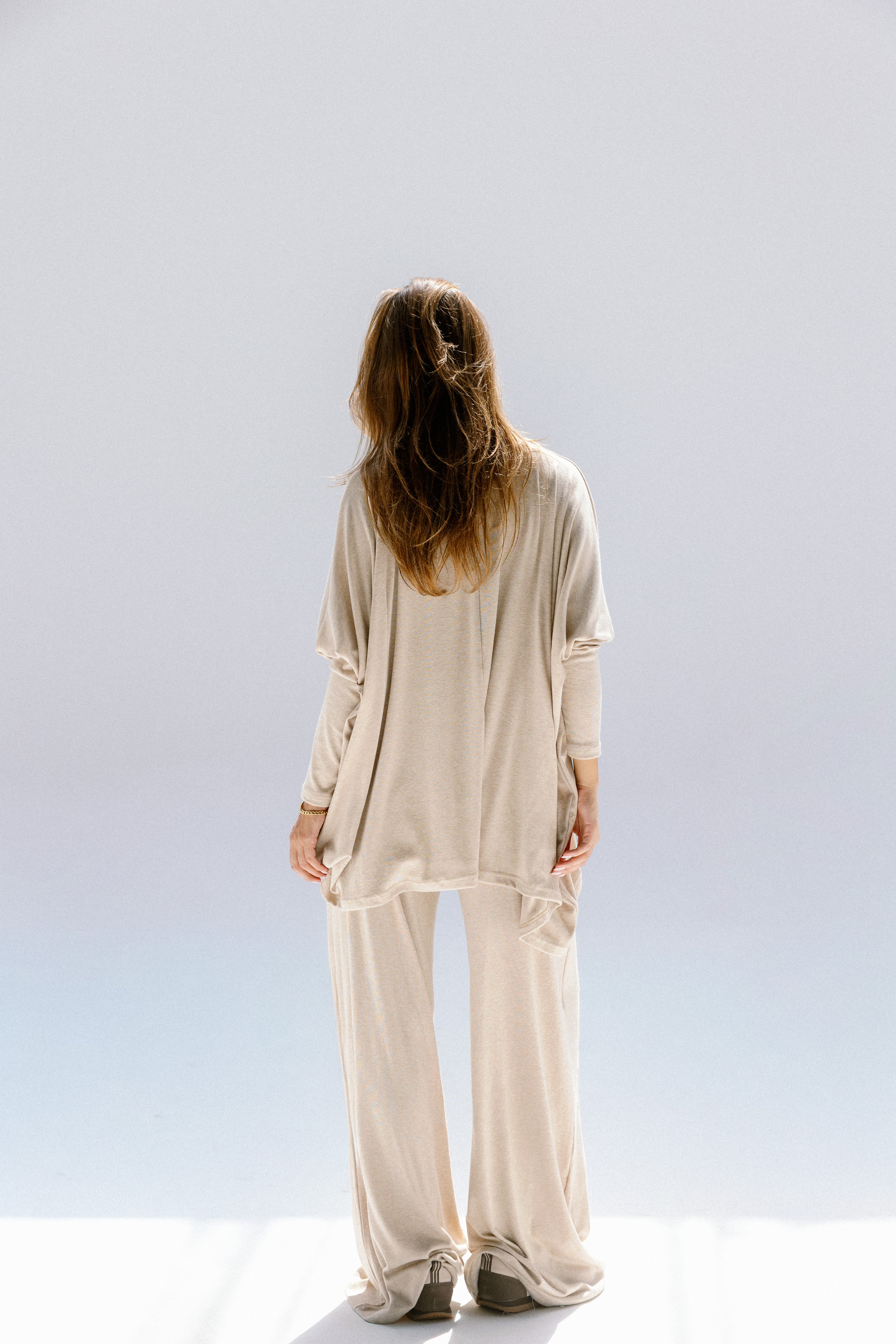 The willow top  Beige