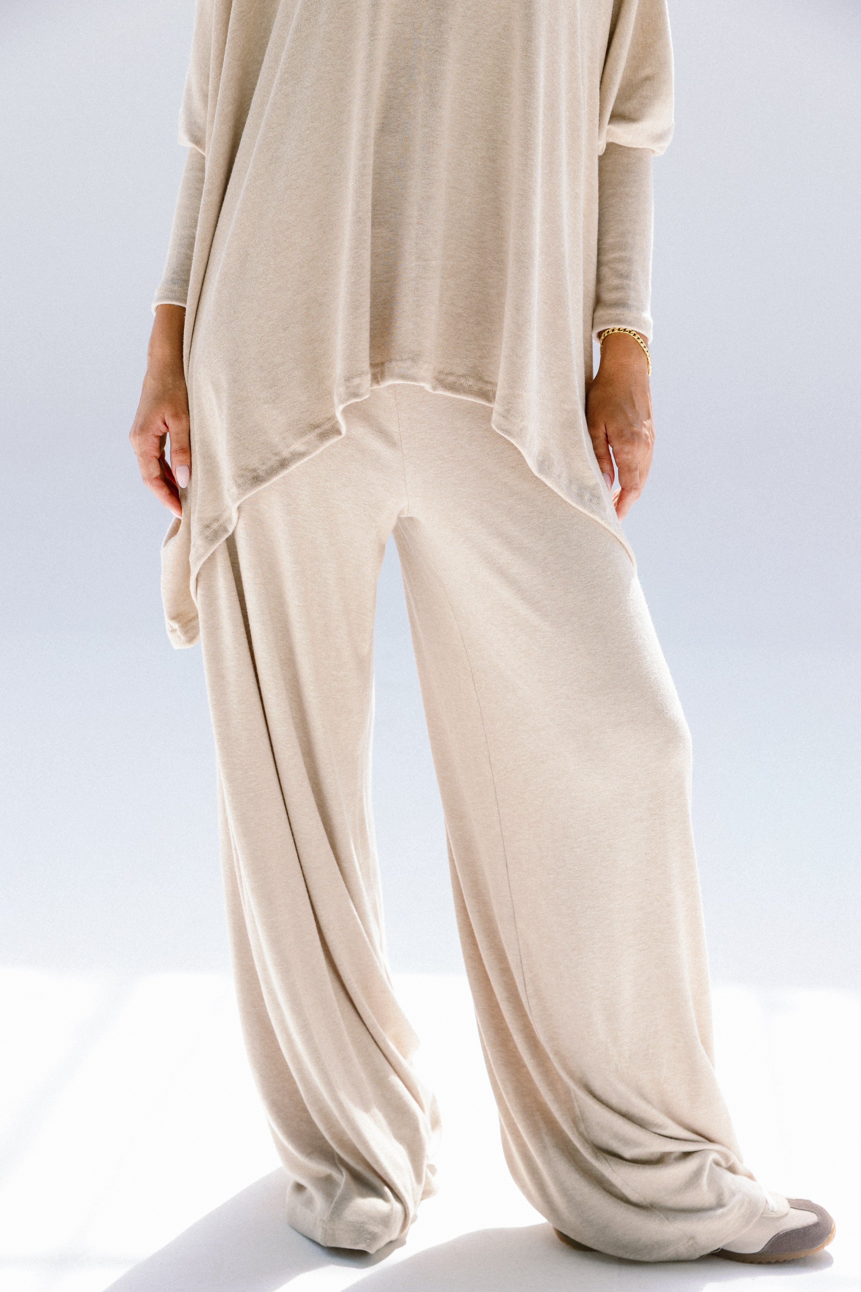 The willow top  Beige