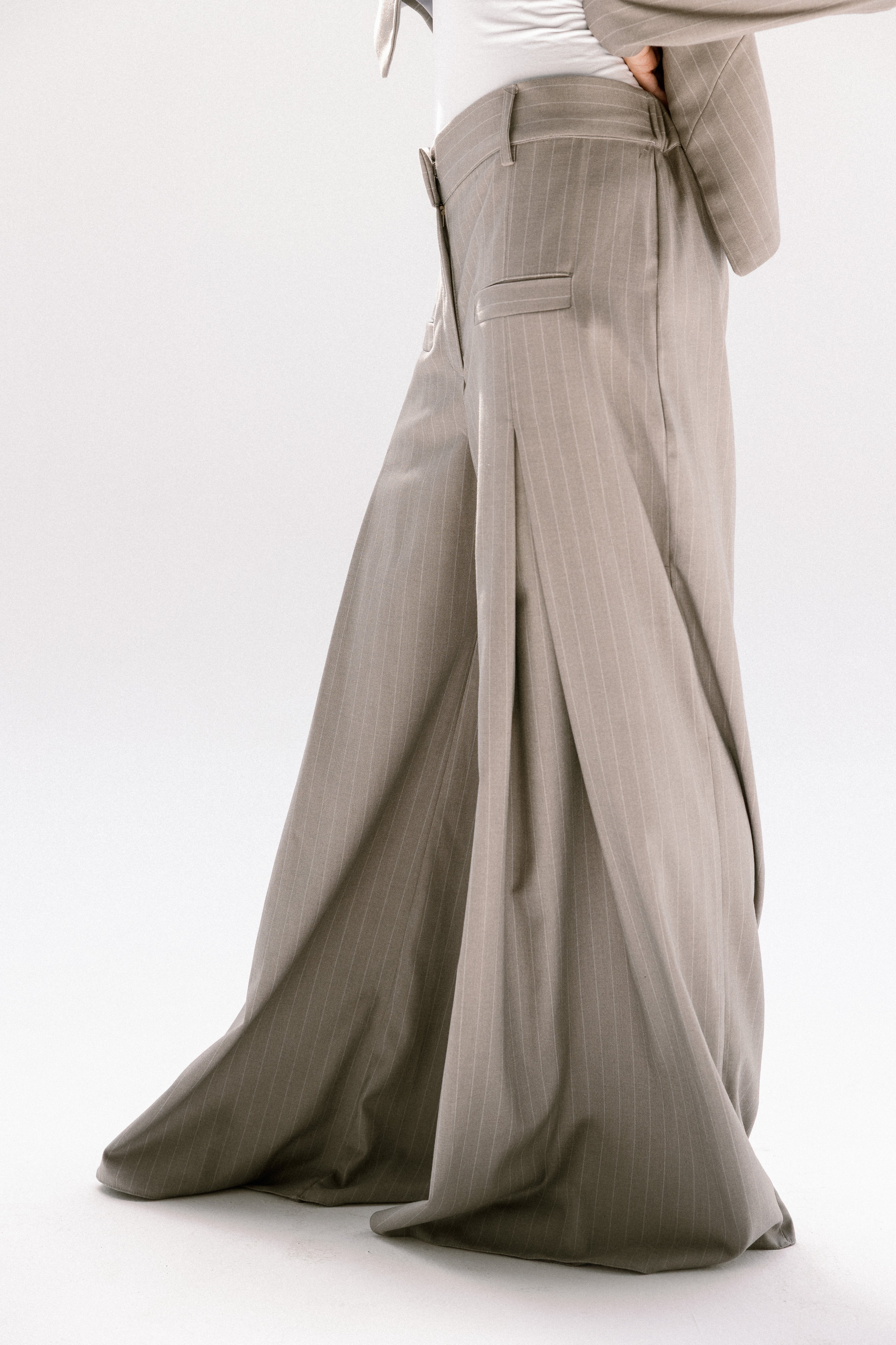 Contour pants  Light Gray
