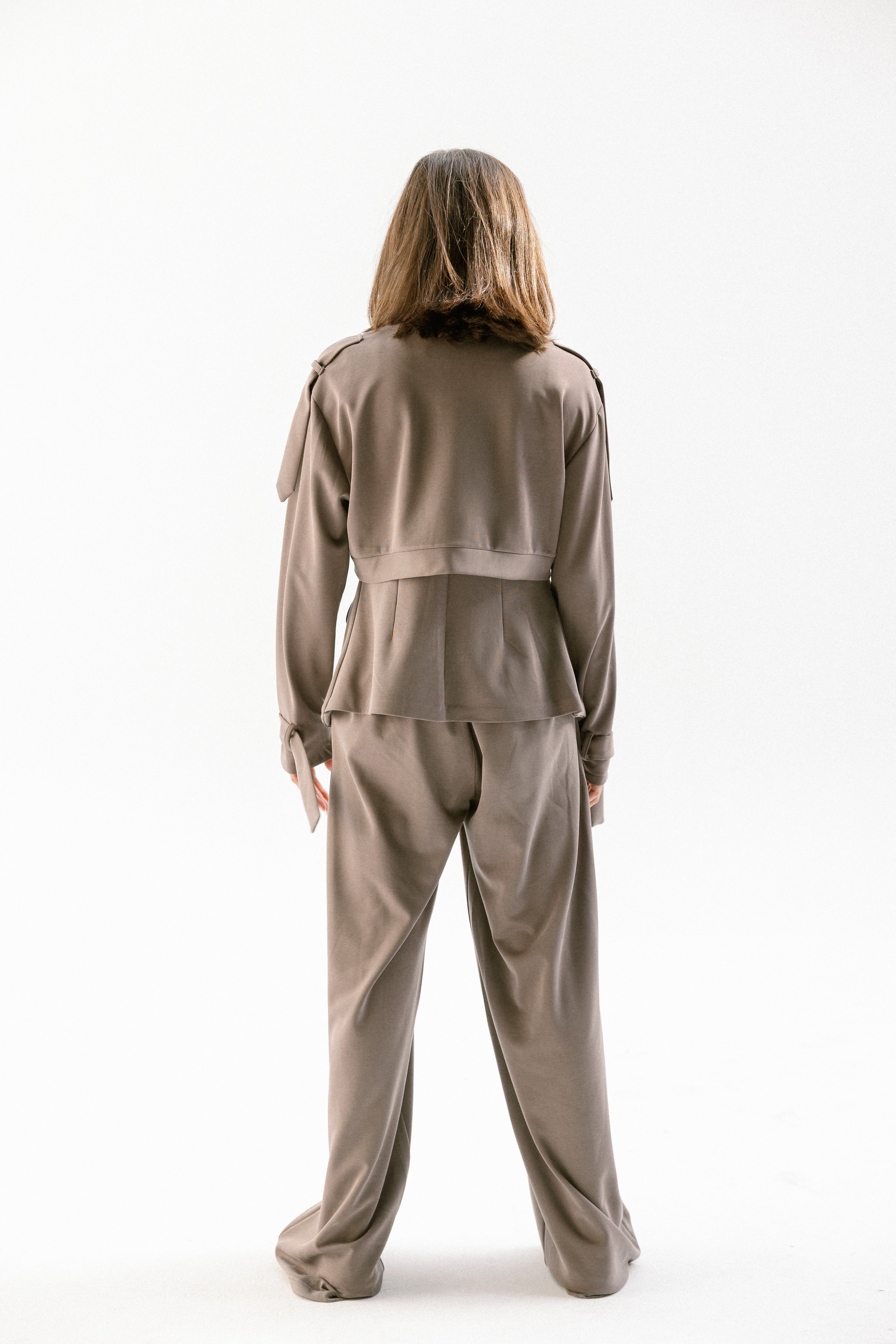 The base form jacket Café