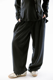 The sideline pants Black