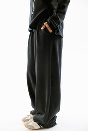 The sideline pants Black