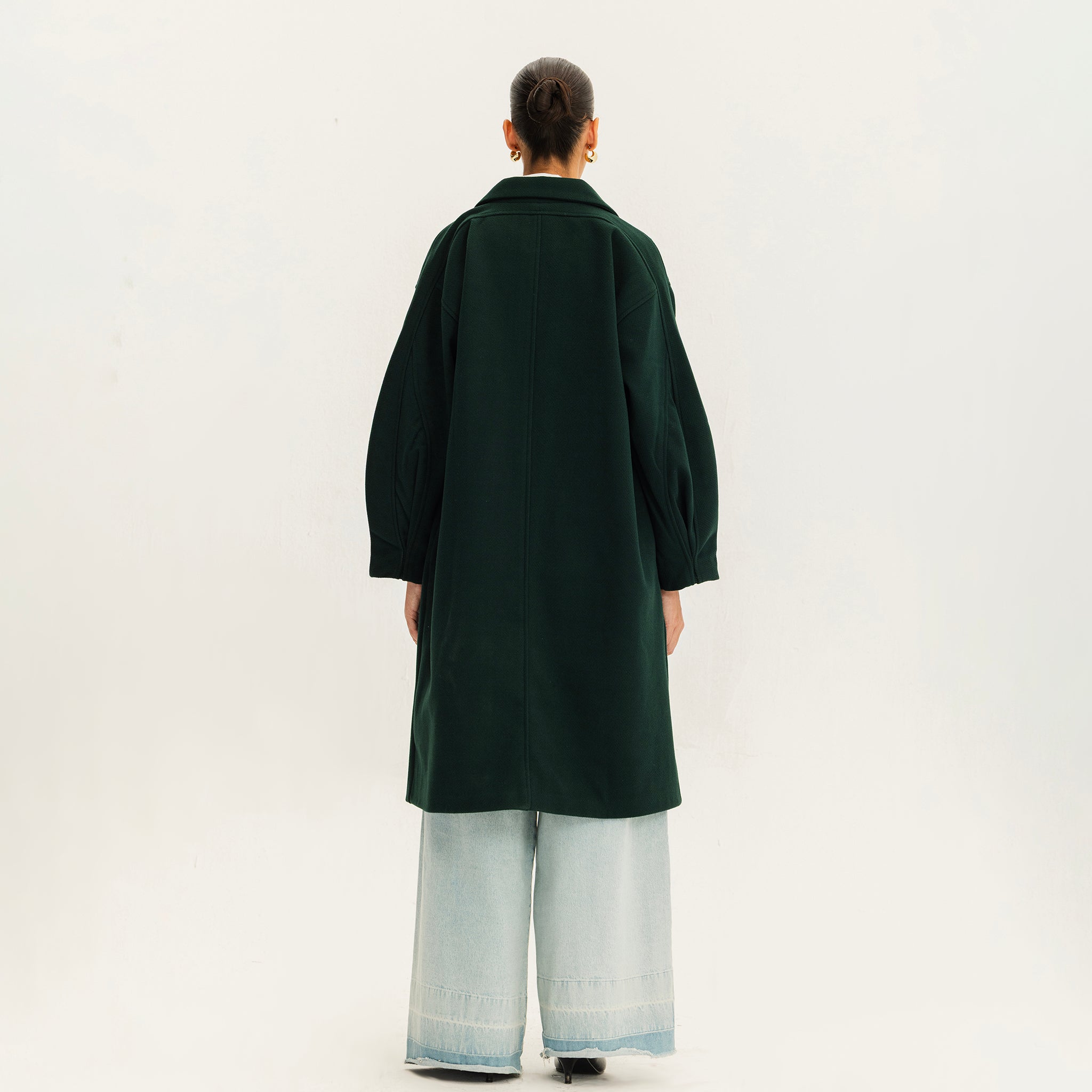 EMERALD GREEN