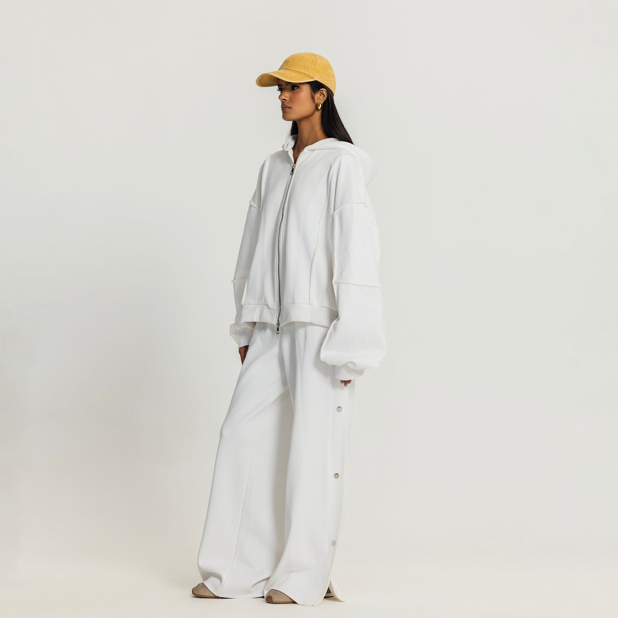 The lane change jacket White