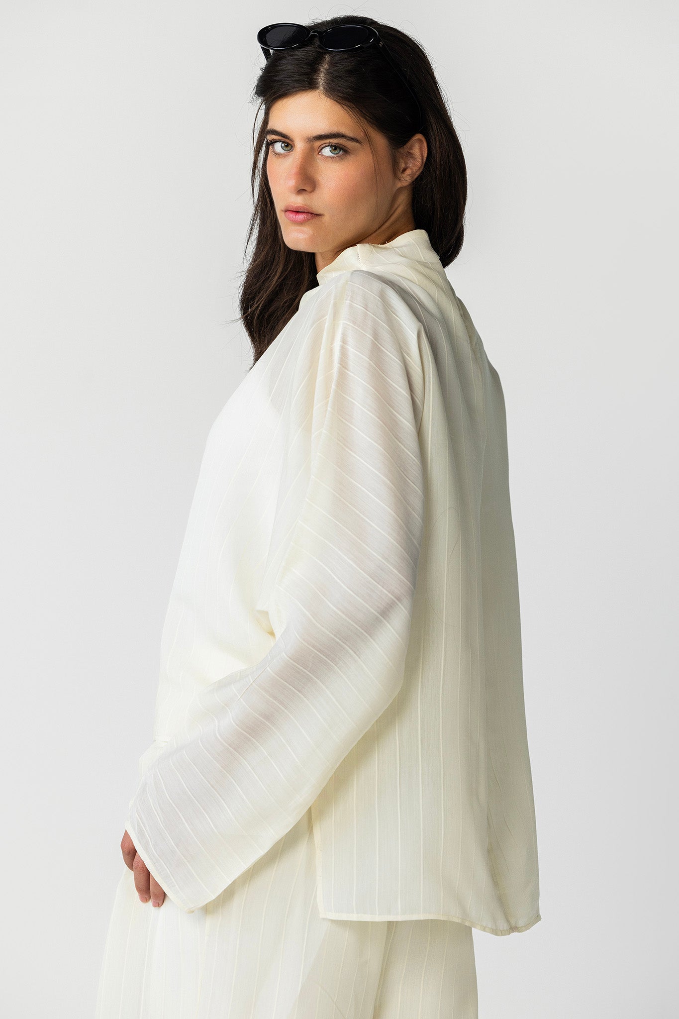 The Eclipse Drape Top off white