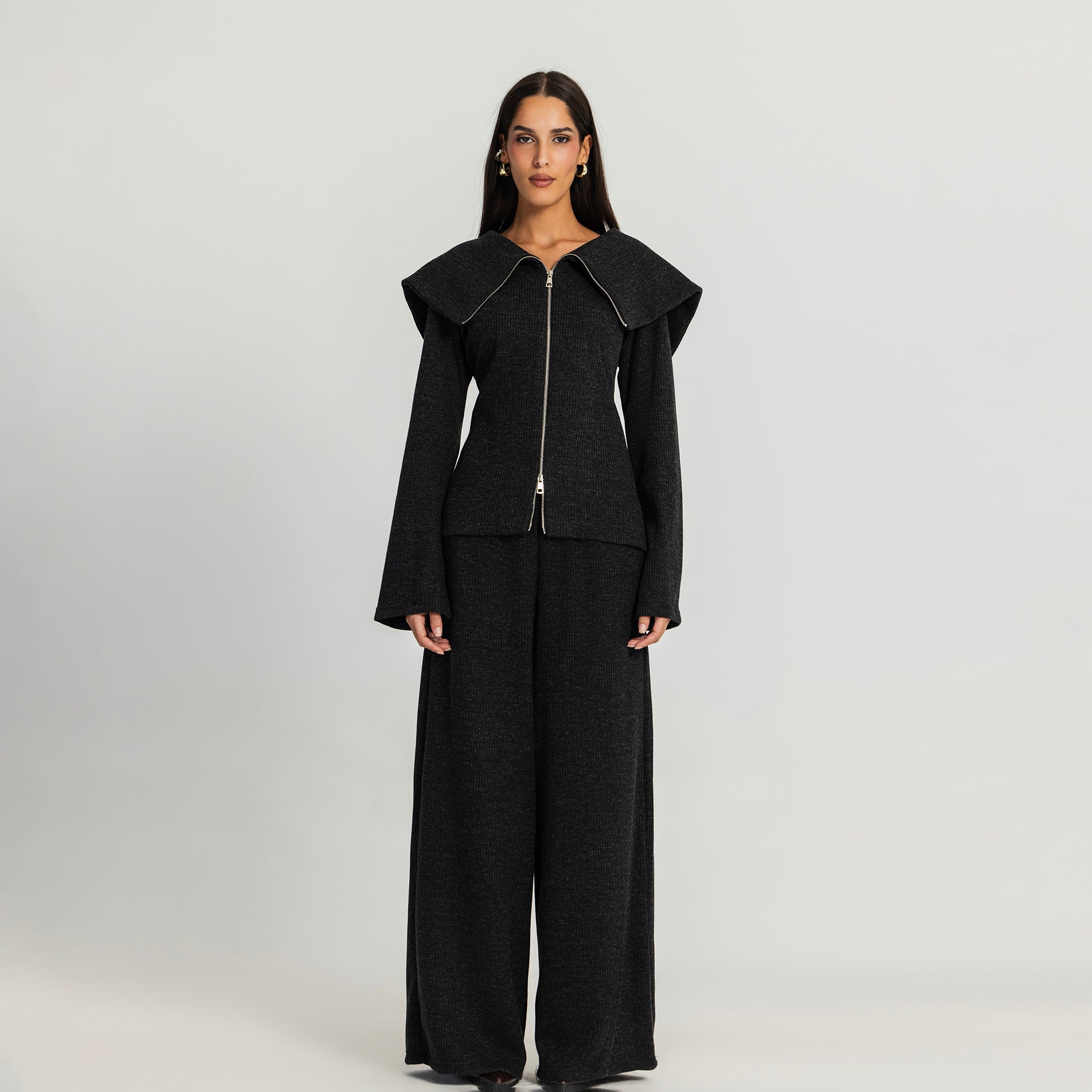 The overground jacket dark gray