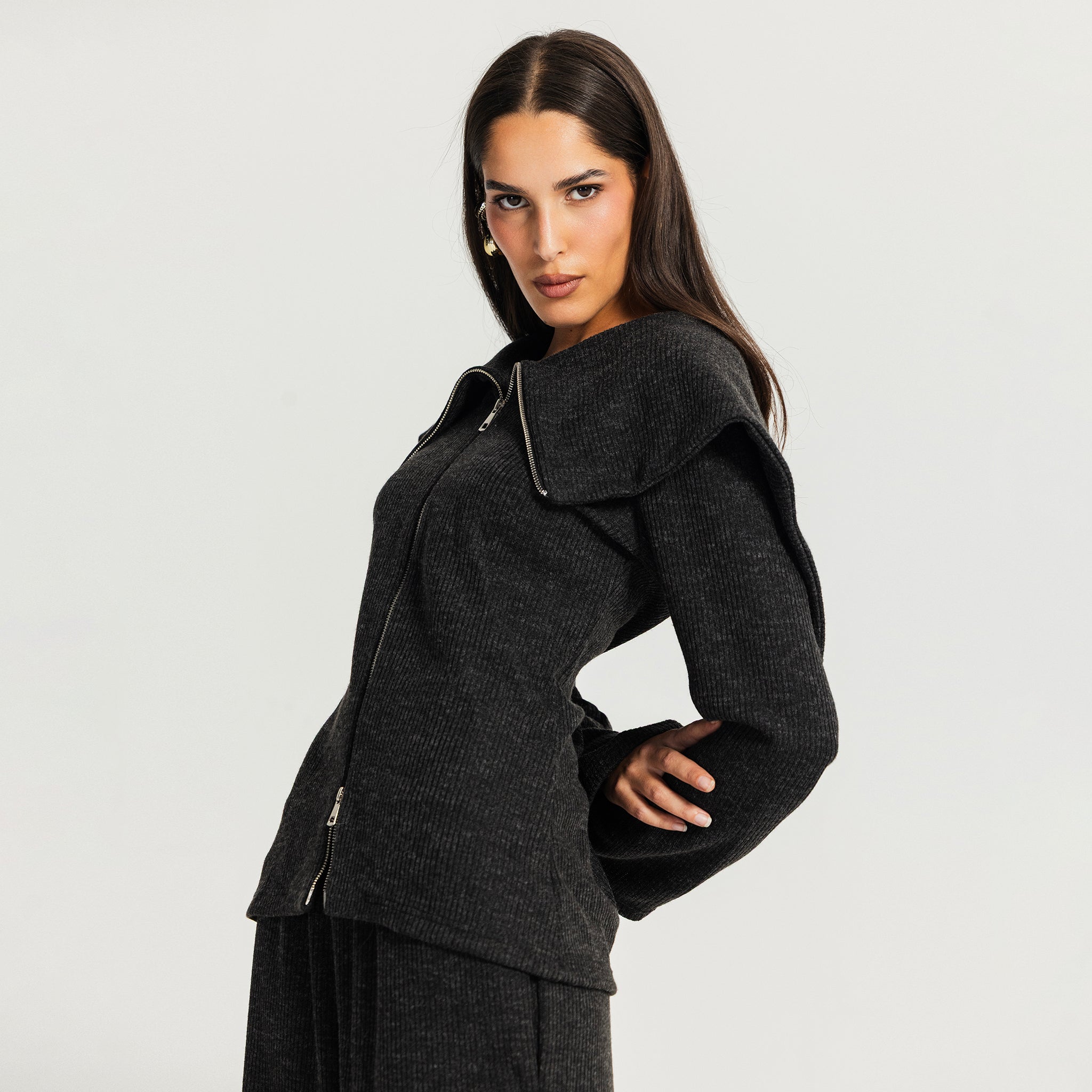 The overground pants  Dark Grey