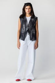 The Shadowed vest BLACK
