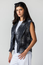 The Shadowed vest BLACK