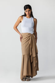 A Flowy skirt with different lengths cafe