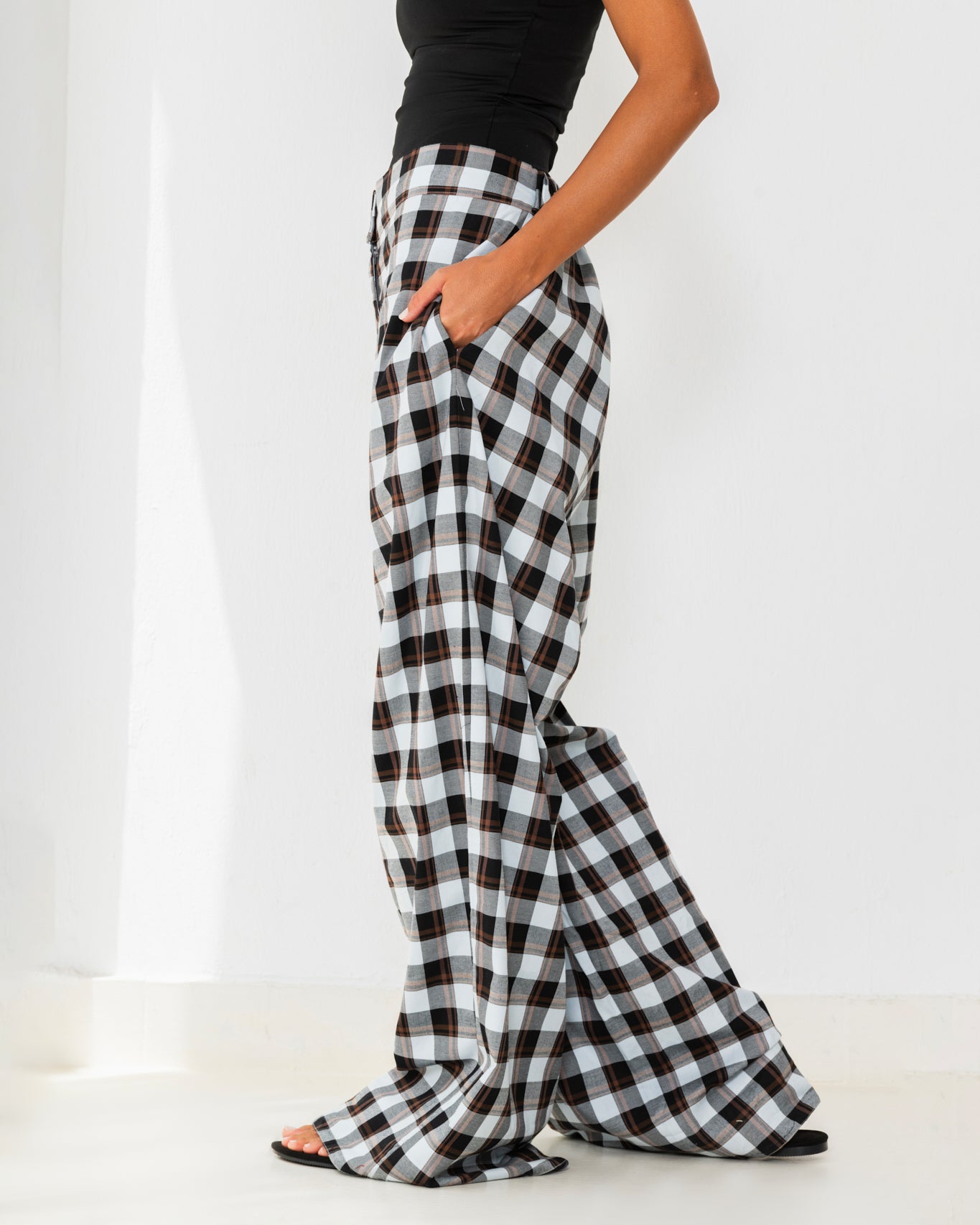 Checkered Wide-Leg Pants