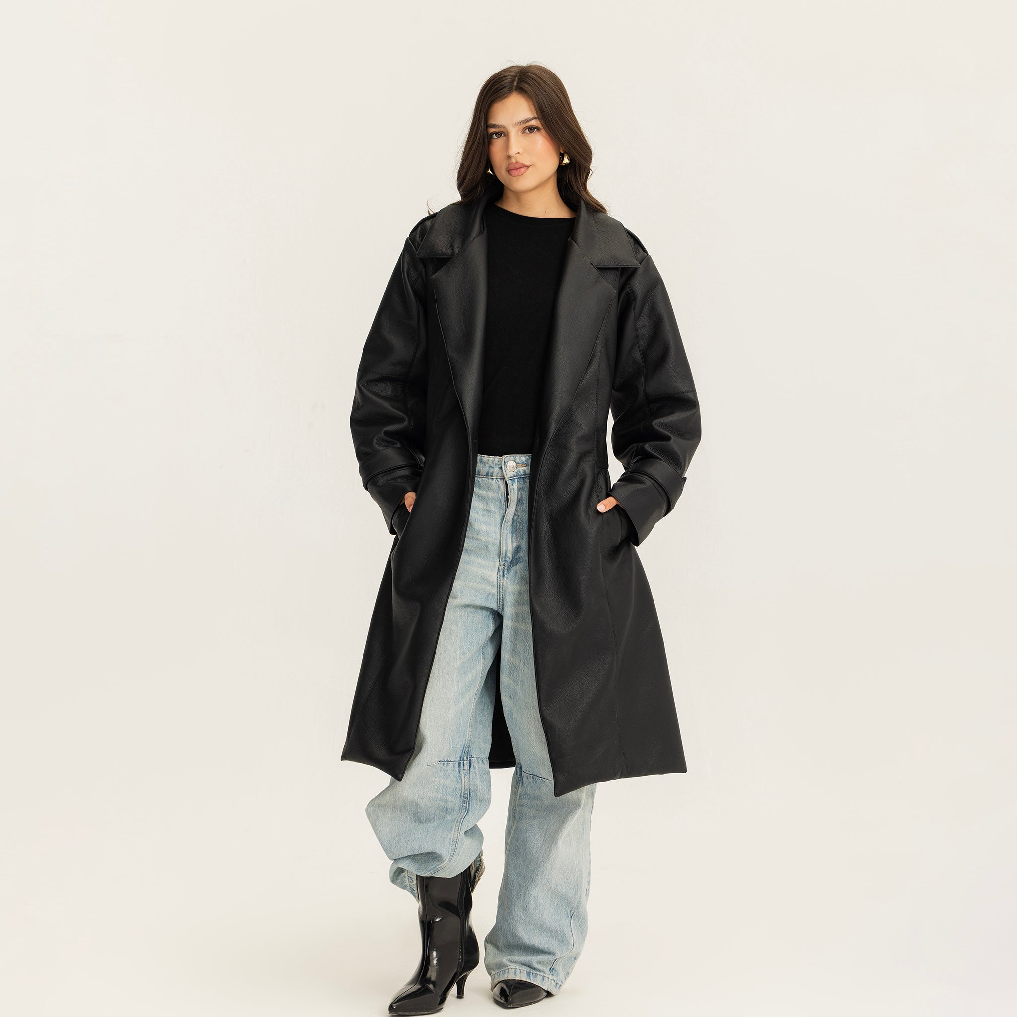 The crossroad coat black