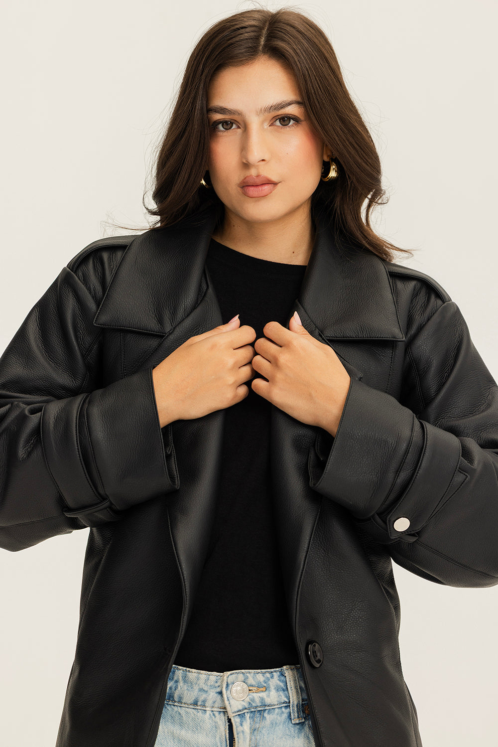 The crossroad coat black