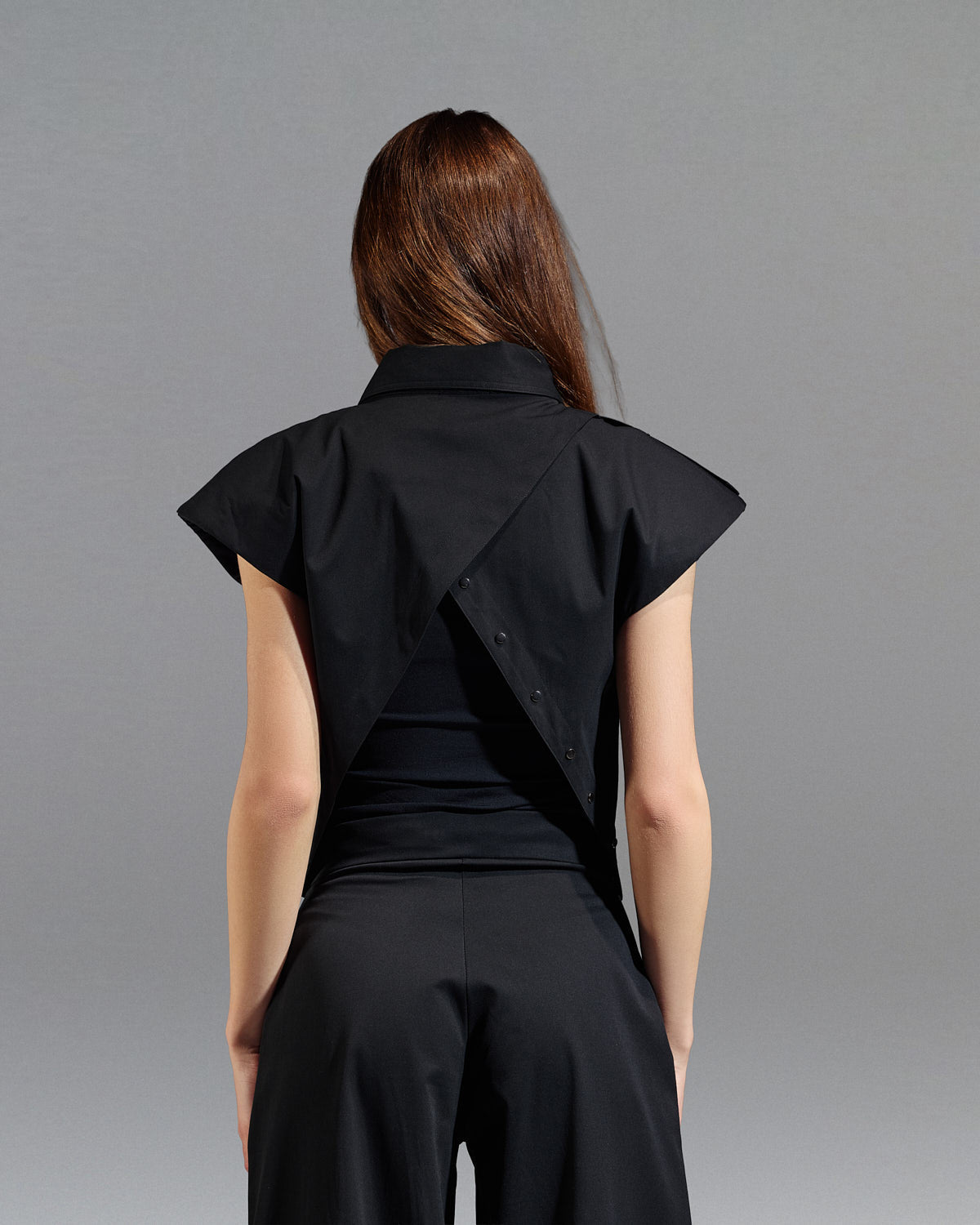 Gabardine Structured Vest  Black S26-V33