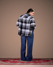 Black and white plaid with soft grey undertones W25-CH72