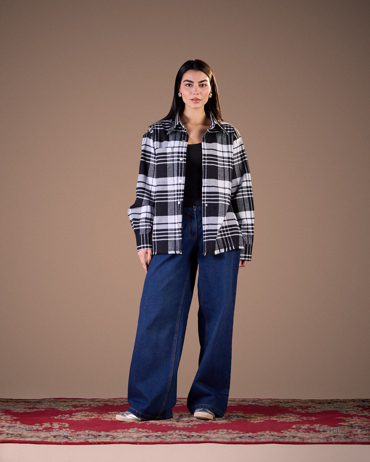 Black and white plaid with soft grey undertones W25-CH72