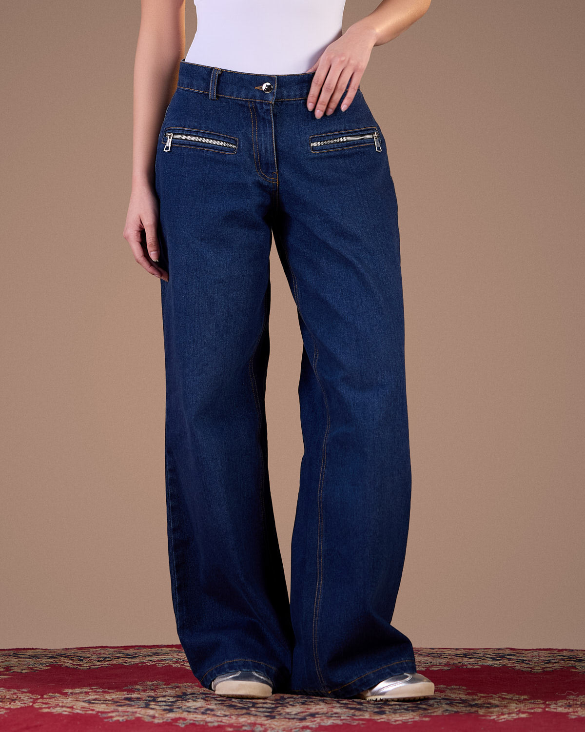 wide Denim Jeans with zipper pockets