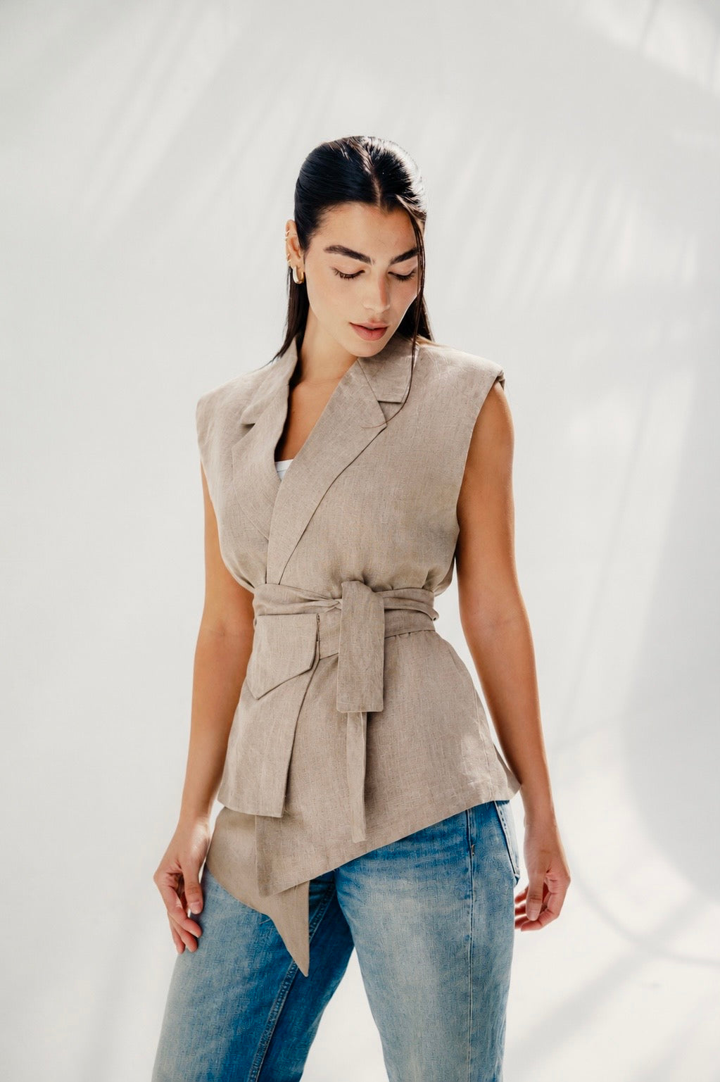The Sand-mark Vest Beige