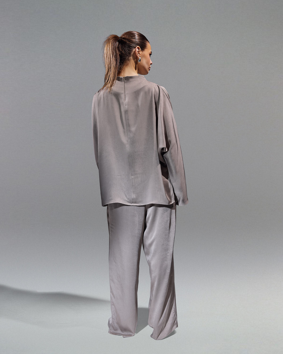 PANTS SATIN LIGHT OLIVE S26-P32