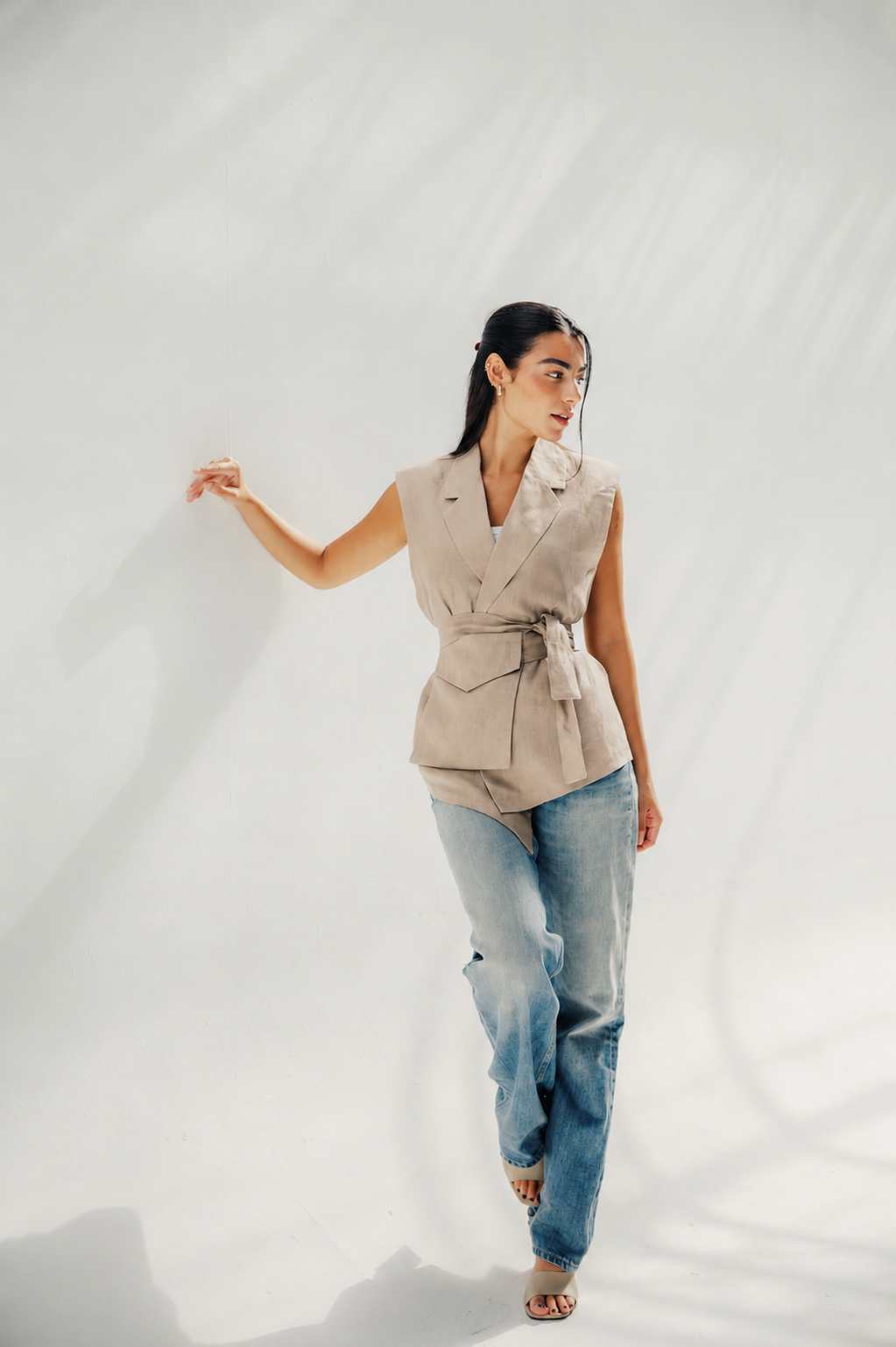 The Sand-mark Vest Beige