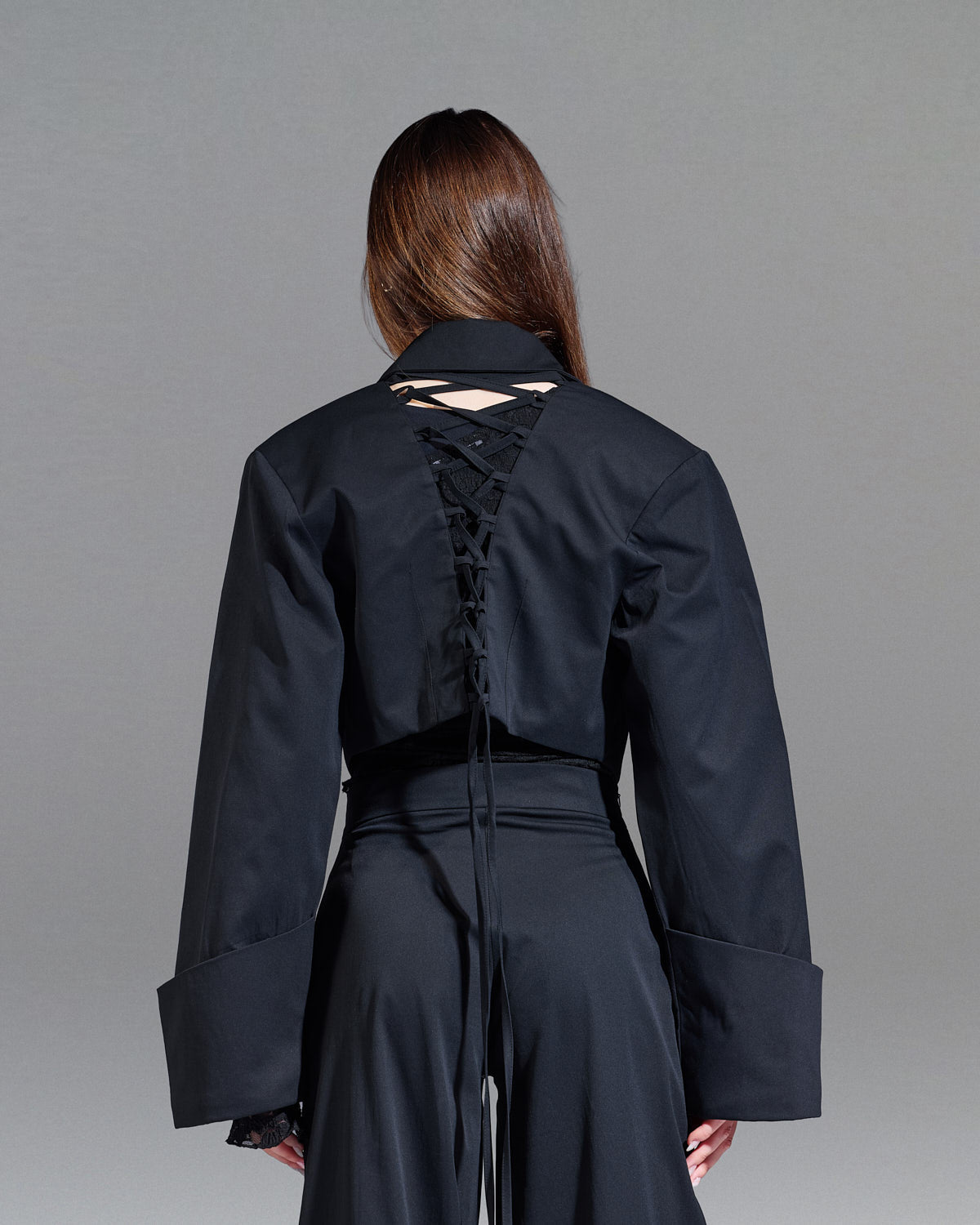 Blazer's Classic black S26-B06