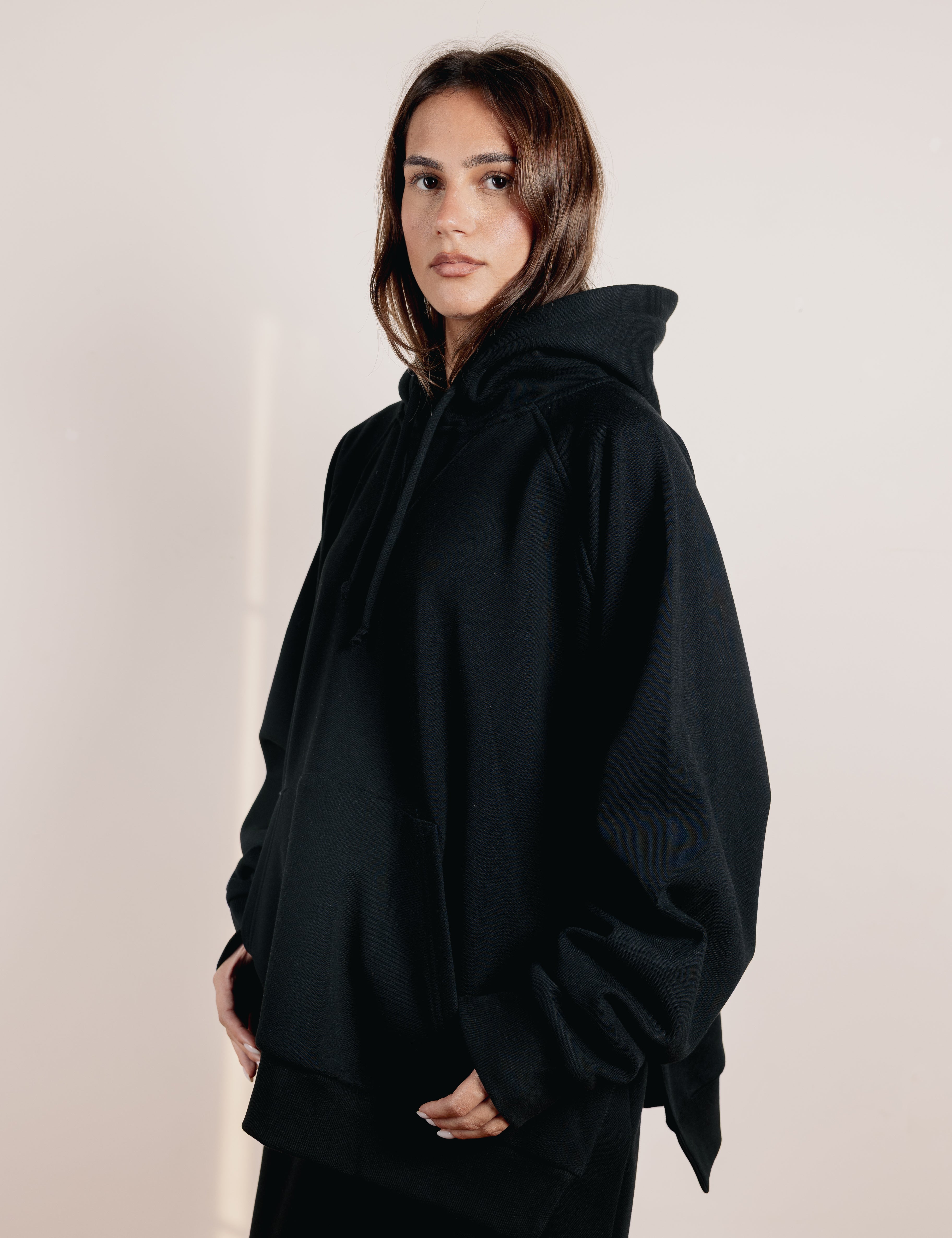 Amira-1090_c44081fb-f9c3-4ad5-8abf-557b376fca41.jpg