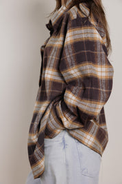 The grid line shirt Brown