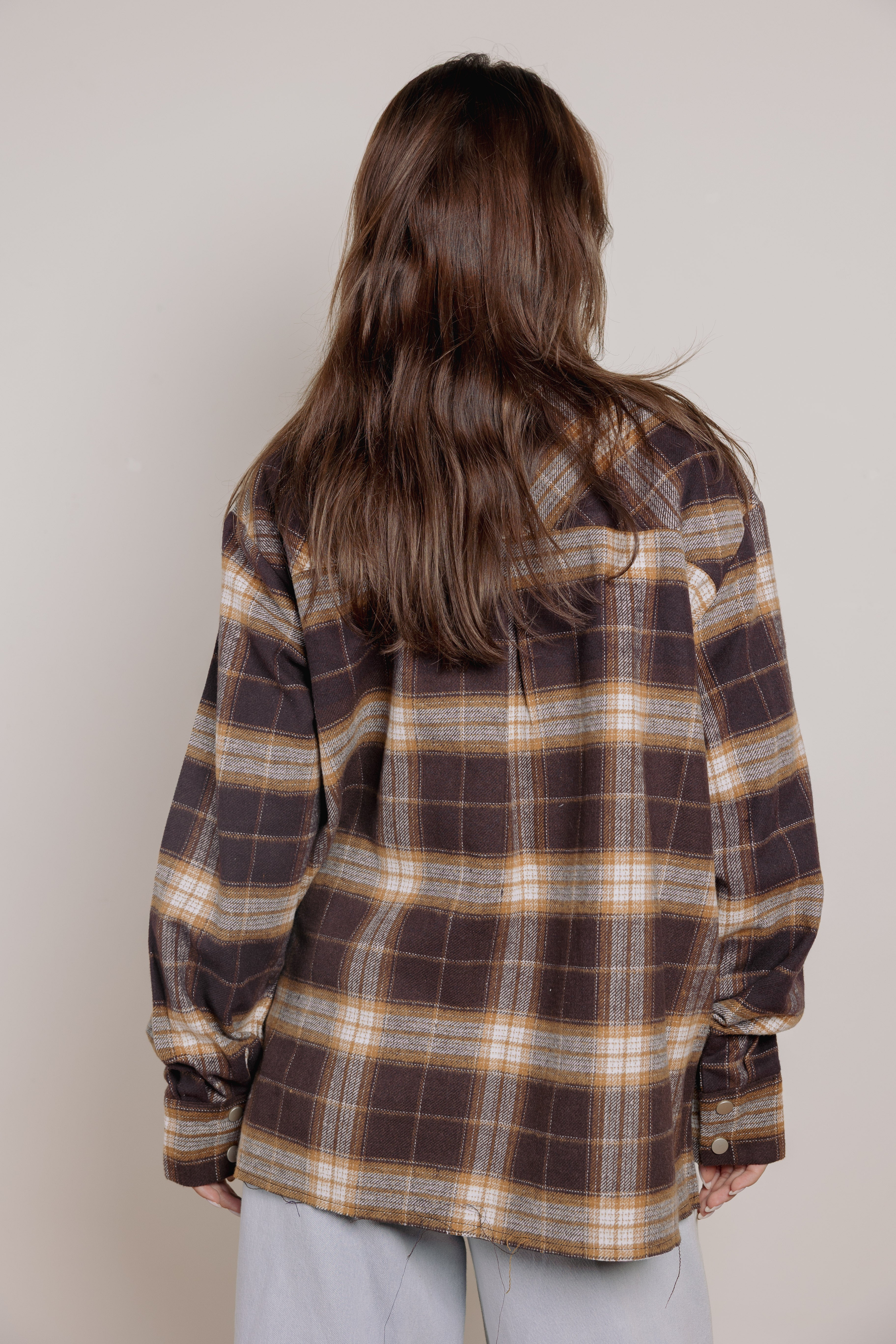 The grid line shirt Brown