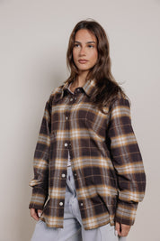 The grid line shirt Brown