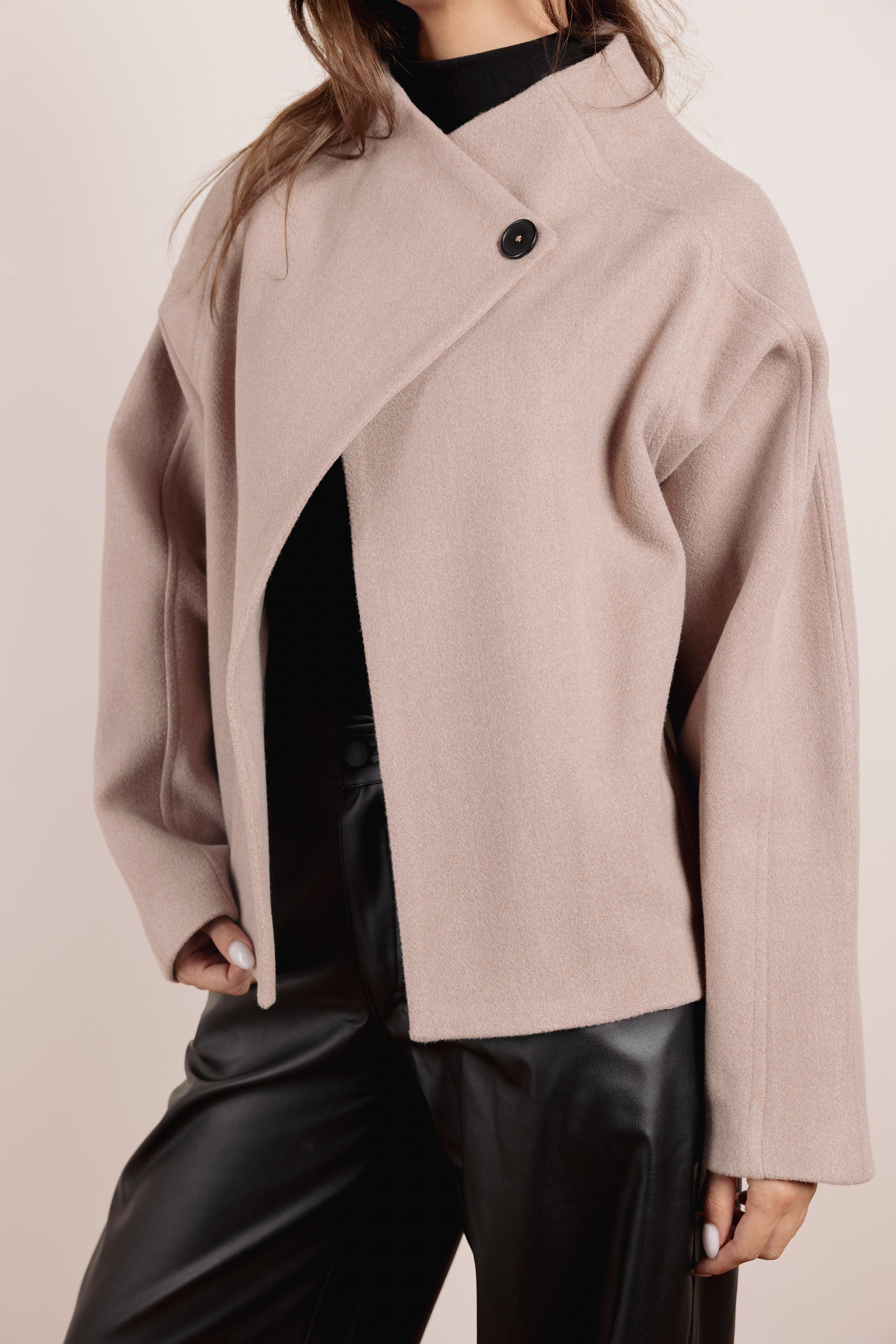 The arc jacket  Beige