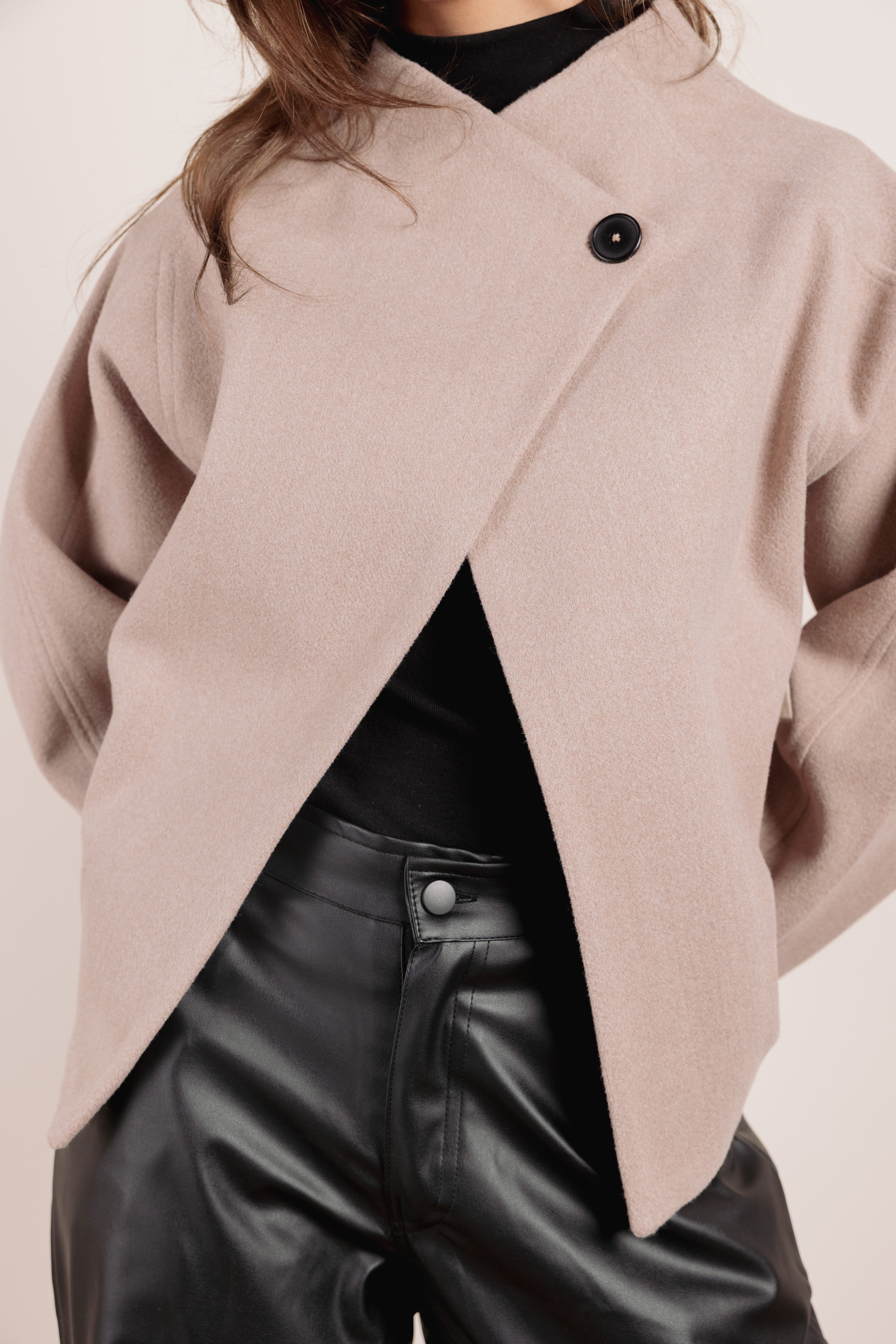 The arc jacket  Beige