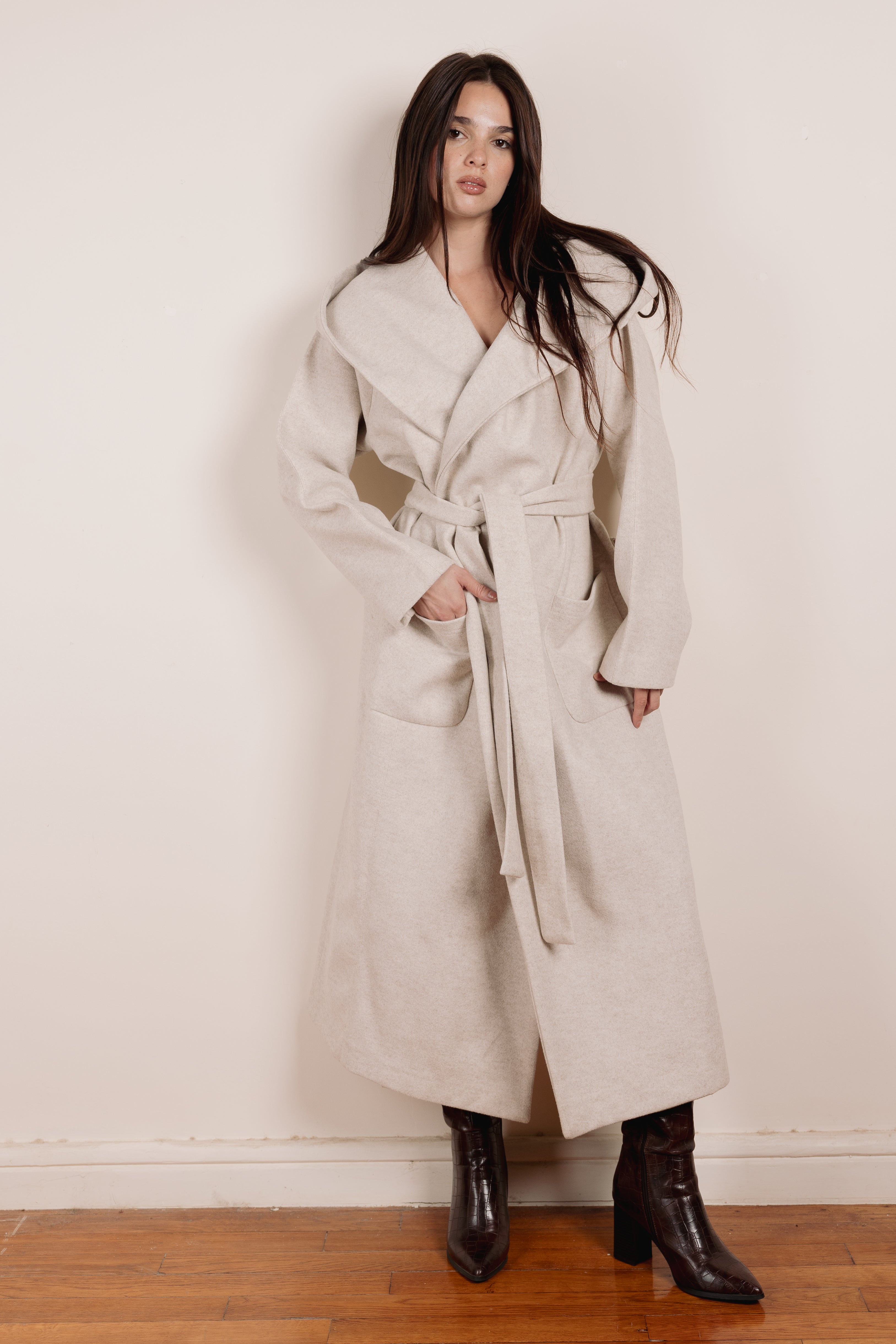 The cloud coat  Off-white