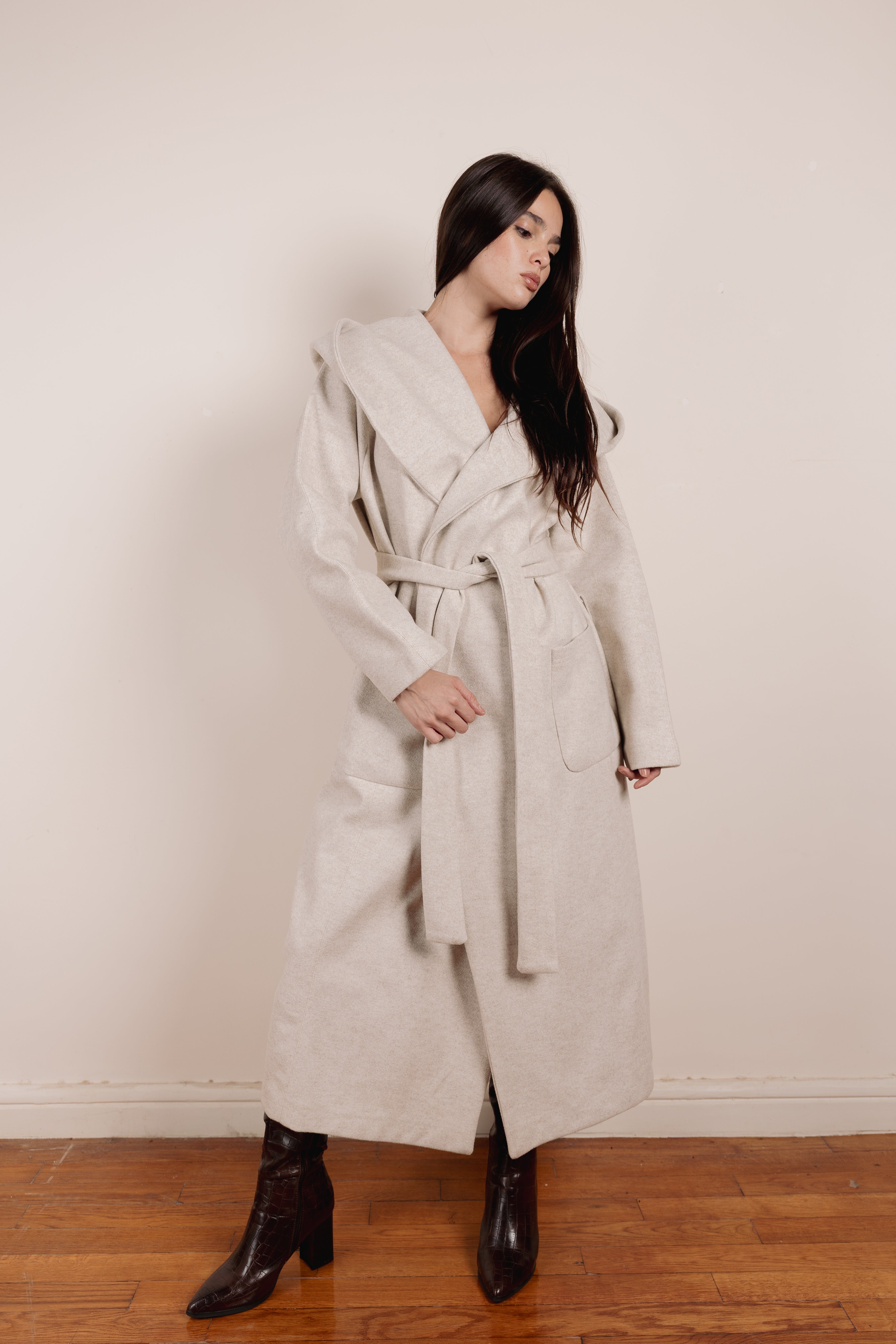 The cloud coat  Off-white