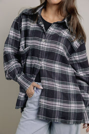 The grid line shirt  Black