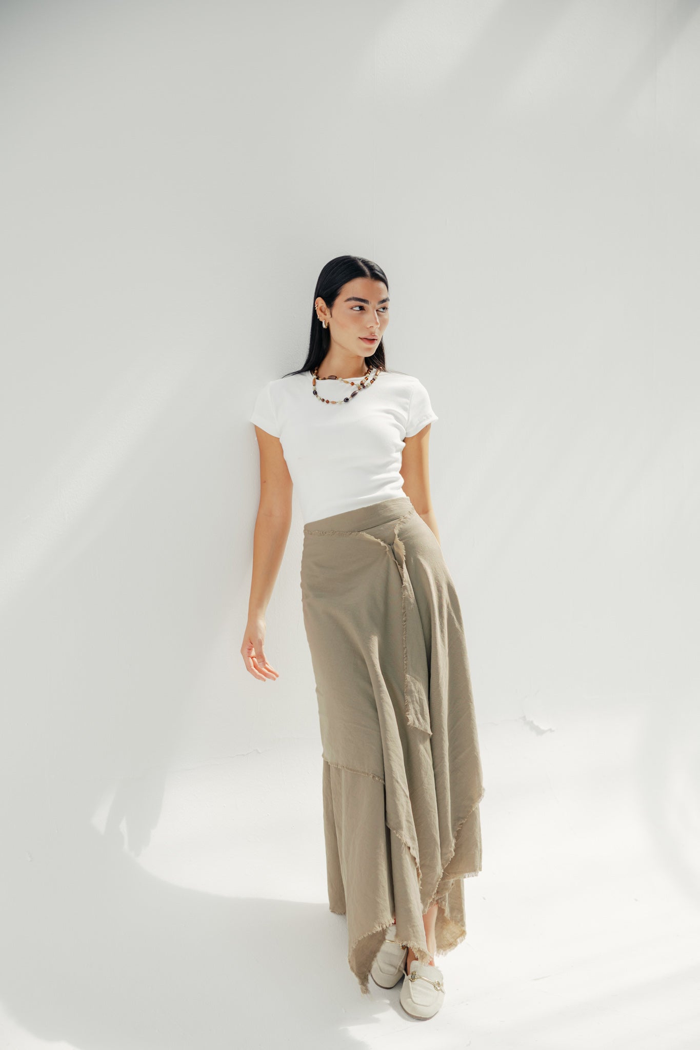 A Flowy skirt with different lengths cafe