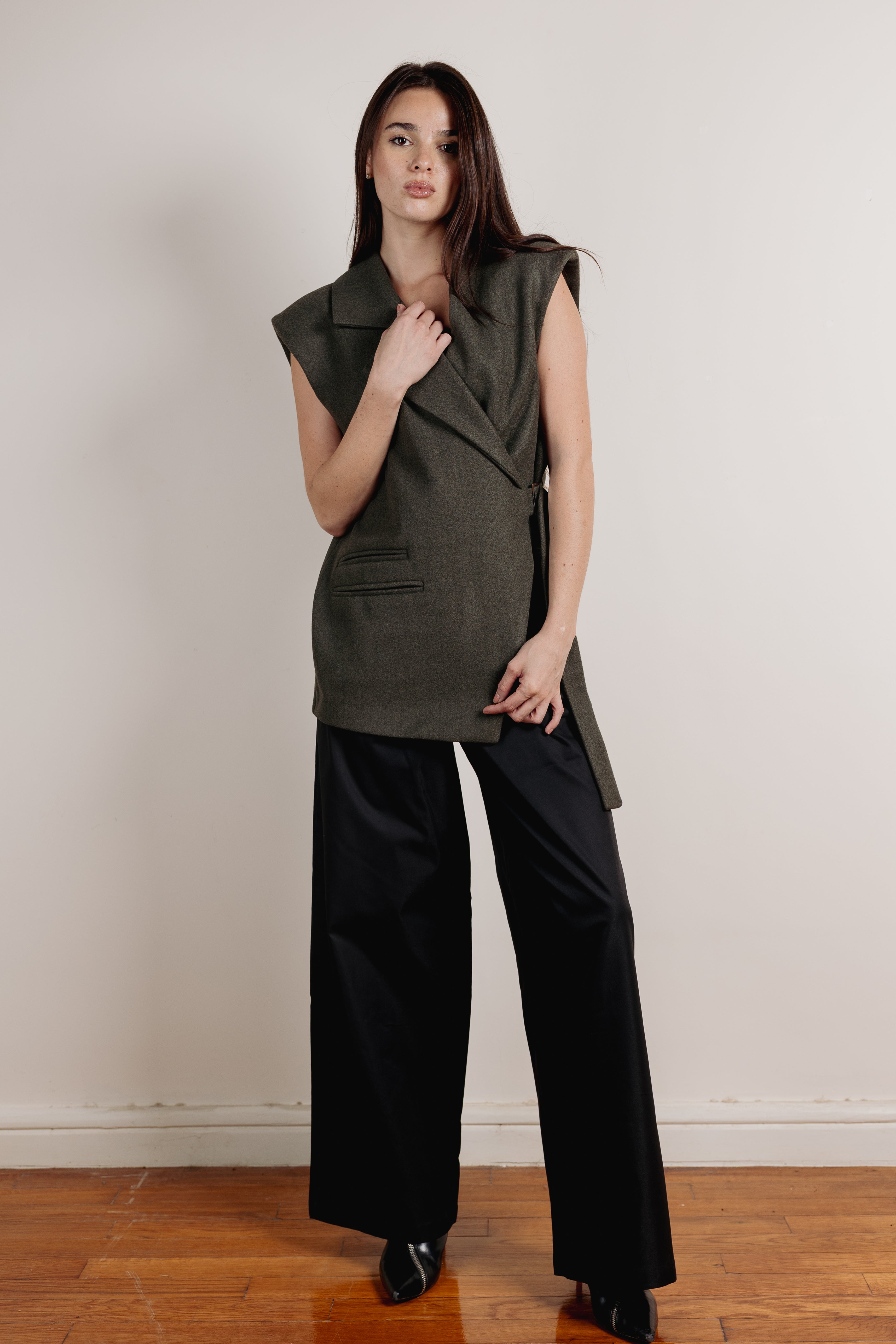 Asymmeteric Cut Blazer olive