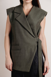 Asymmeteric Cut Blazer olive