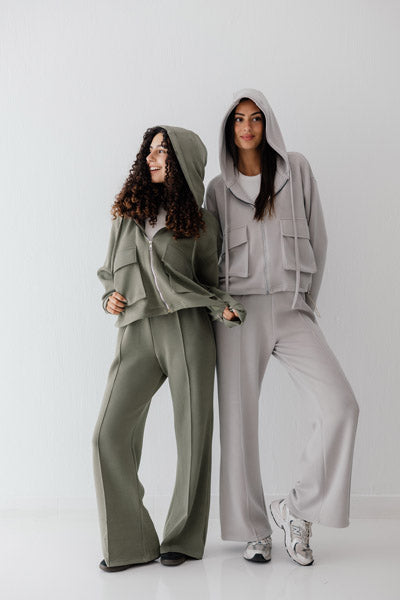 The Flow Form Pants Olive