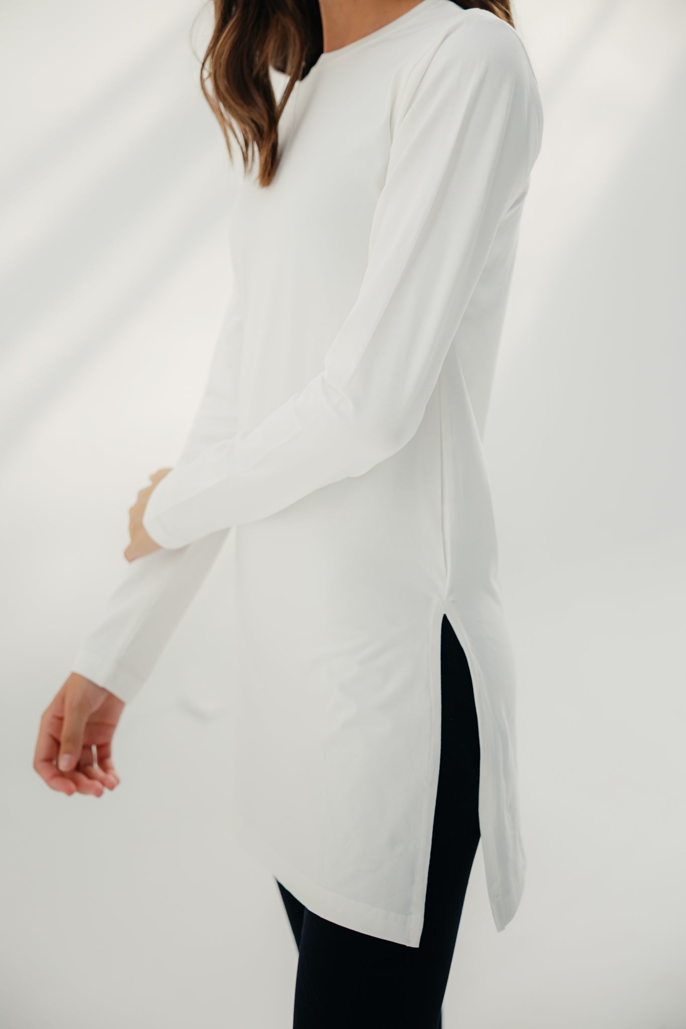 Core Extend White Shirt ( Long )