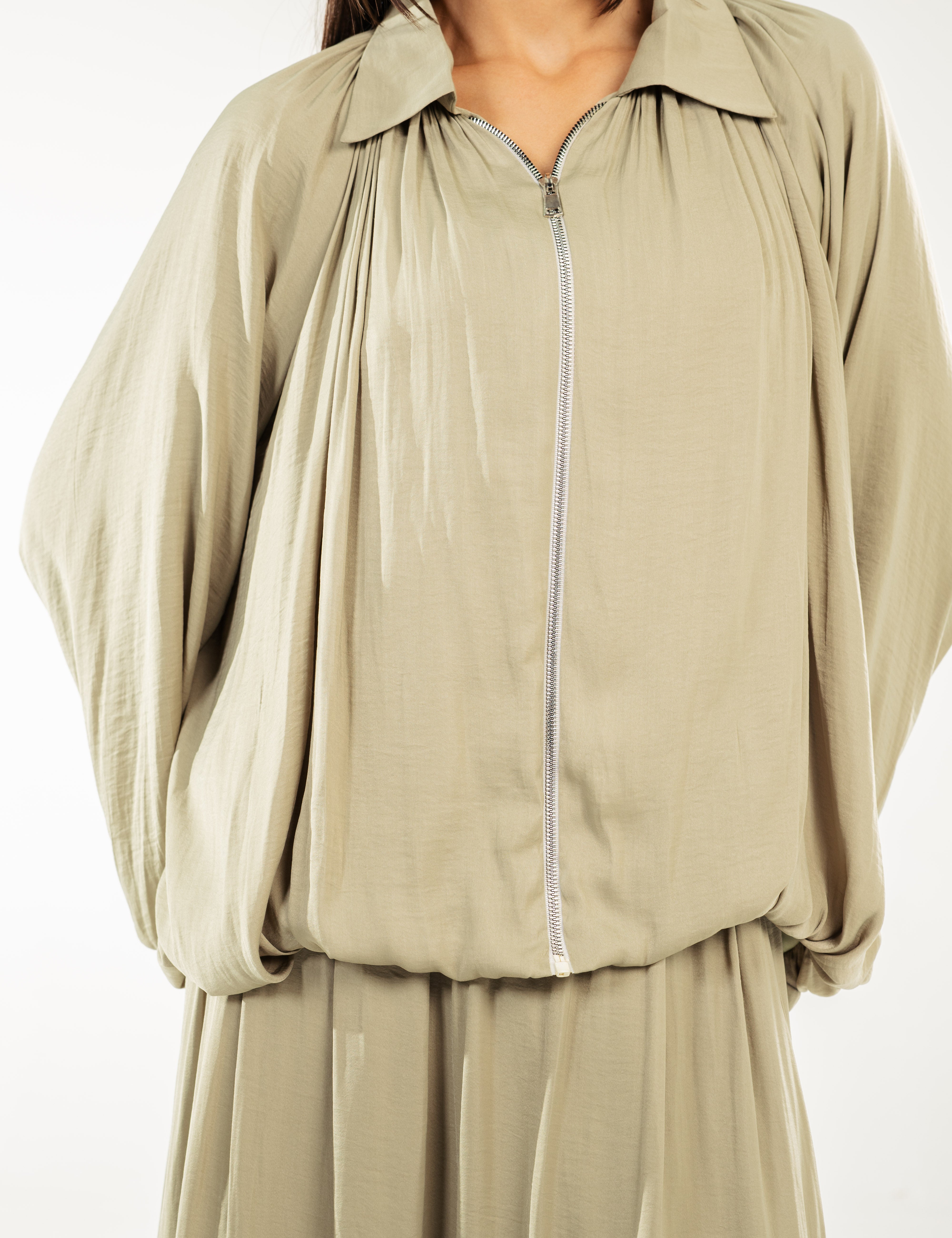 amira-124_884ca77f-d526-4ac5-bd84-0bcd53e24419.jpg