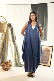 Maxi loose dress in Indigo blue