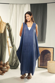 Maxi loose dress in Indigo blue